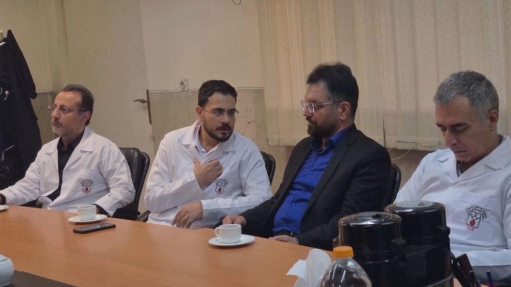 بازید سرپرست اداره پیوند وزارتخانه از واحد فراهم آوری و کلین روم مرکز تحقیقات و بانک فرآوردههای پیوندی ایران